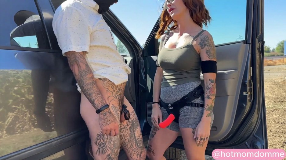 Hot Step mom Domme - Roadside Domme Service